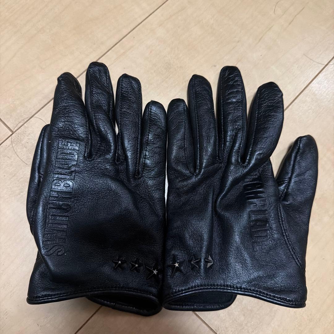 小物 SWITCHBLADE STAR-STUDDED LEATHER GLOVES