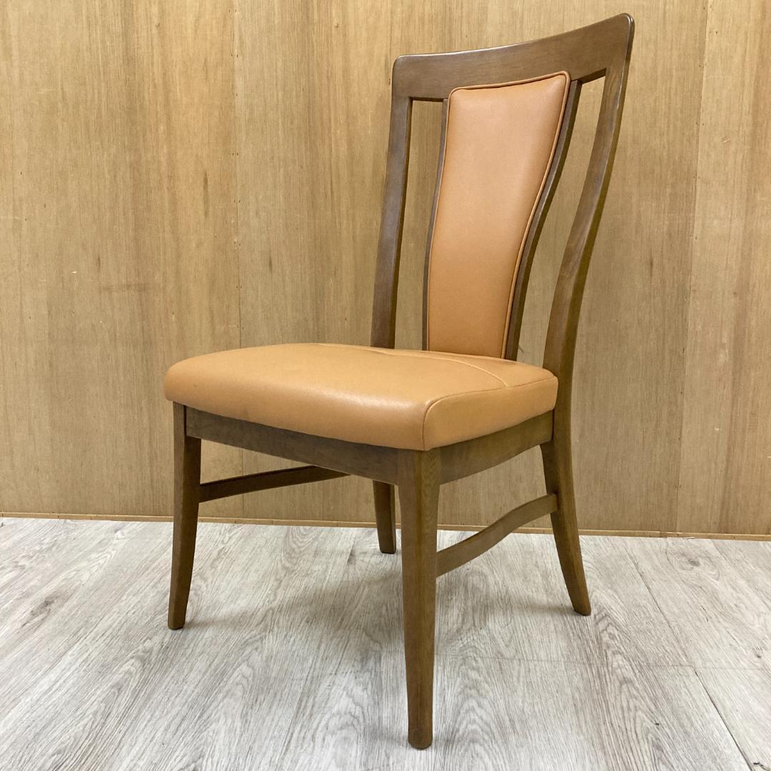 【カリモク】本革　ダイニングチェア　ハイバック　椅子　C