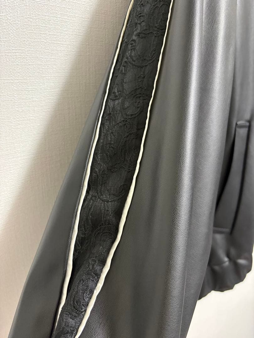 y⚠️プロフ必読⚠️様　HARE フェイクレザージャケット