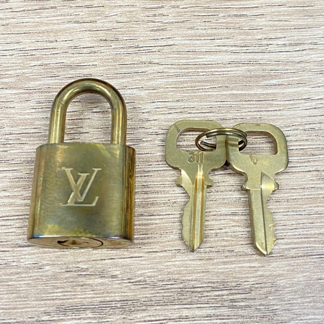 美品 LOUIS VUITTON モノグラム キーポル45 M41428