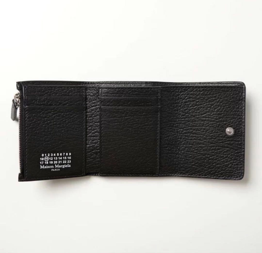 メゾンマルジェラ 三つ折り財布 黒 SA3UI0010 P4455 T8013