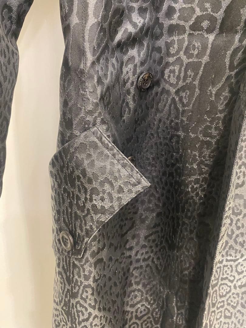 イブサンローランヒョウ柄トレンチコート