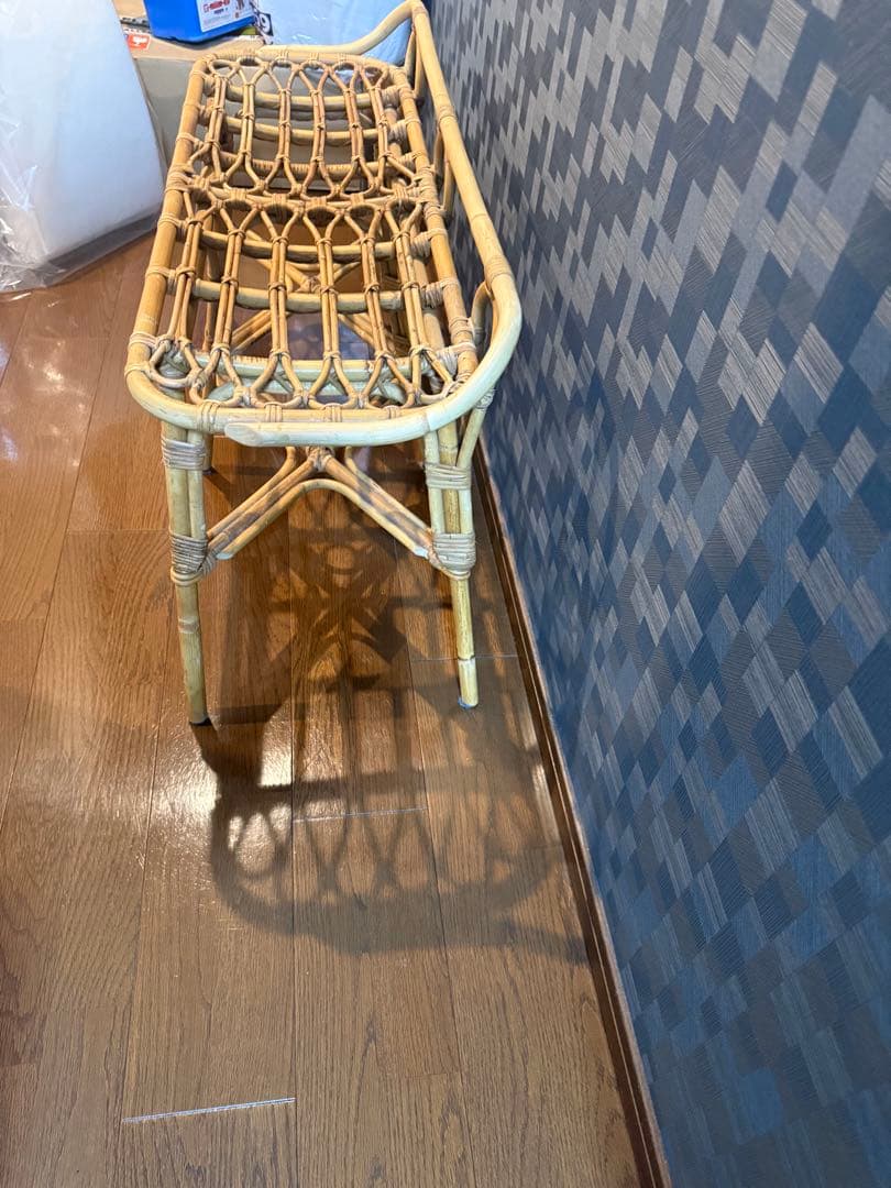 ラタンのスツール　飾り用　珍しい