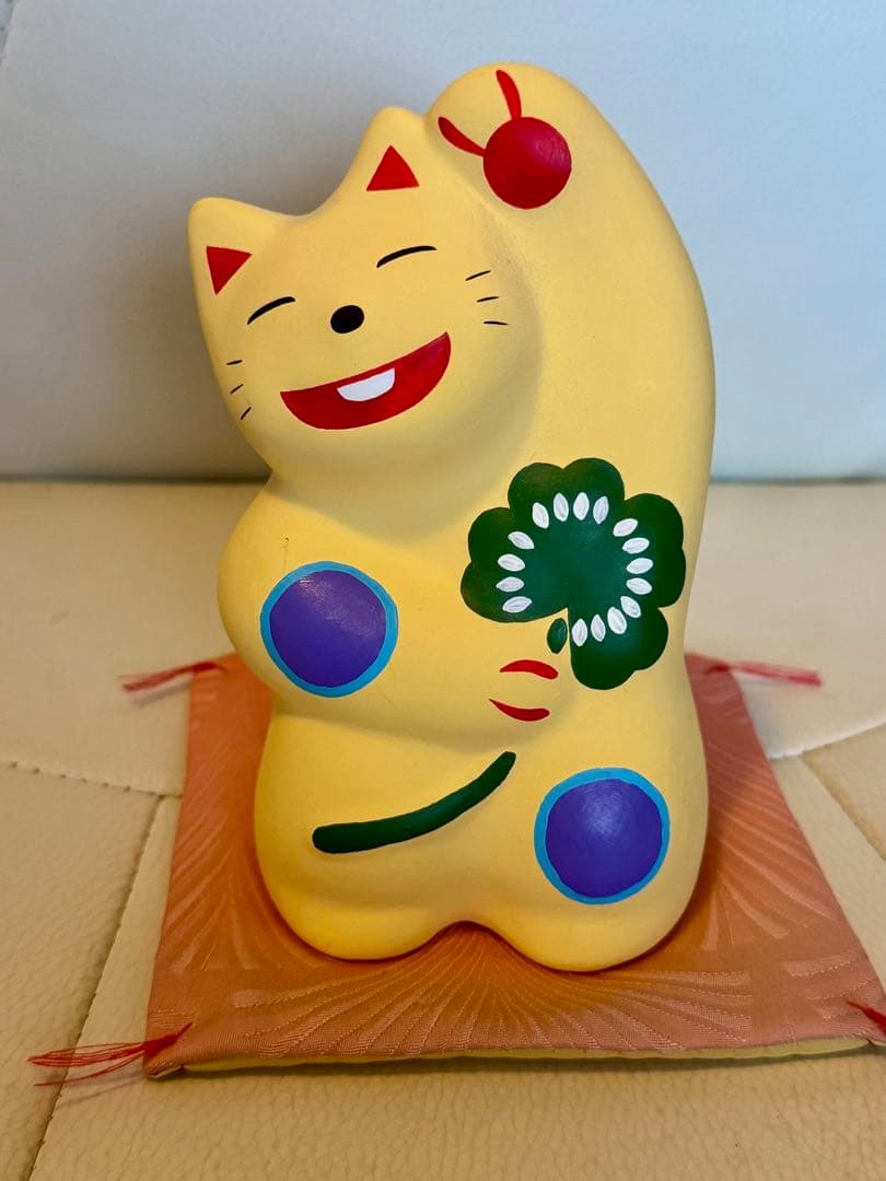 工房 輪葉葉 窯出し 招き猫（黄色ねこ 中猫）