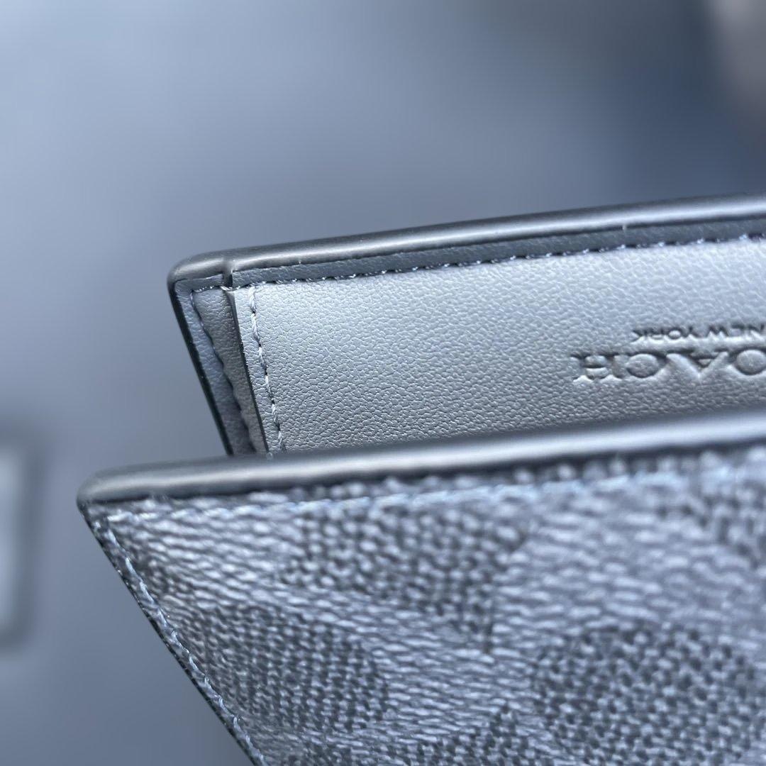 YUYA　　新品未使用　定価49,500円　COACH ライトグレー