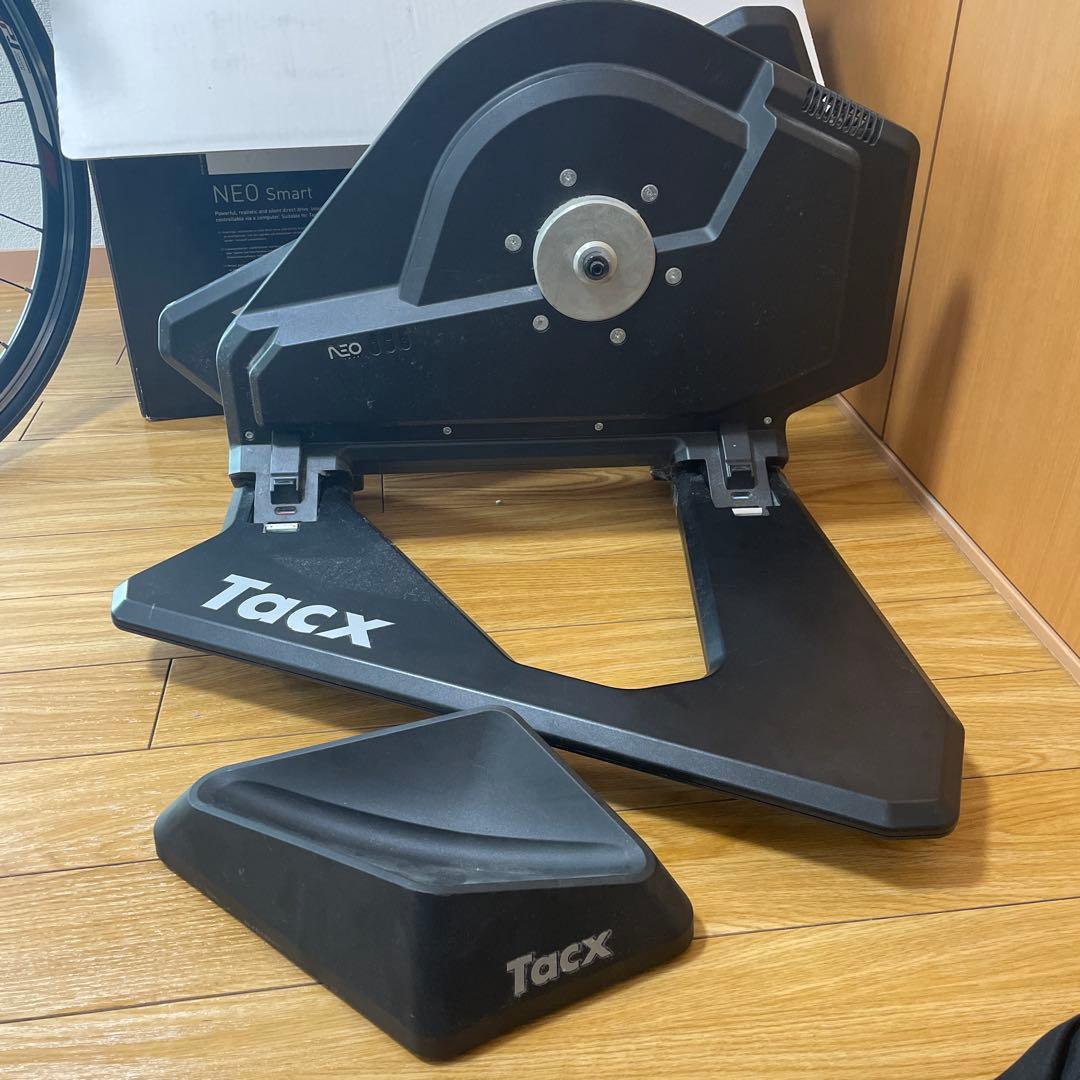 アクセサリー Tacx NEO Smart T2800