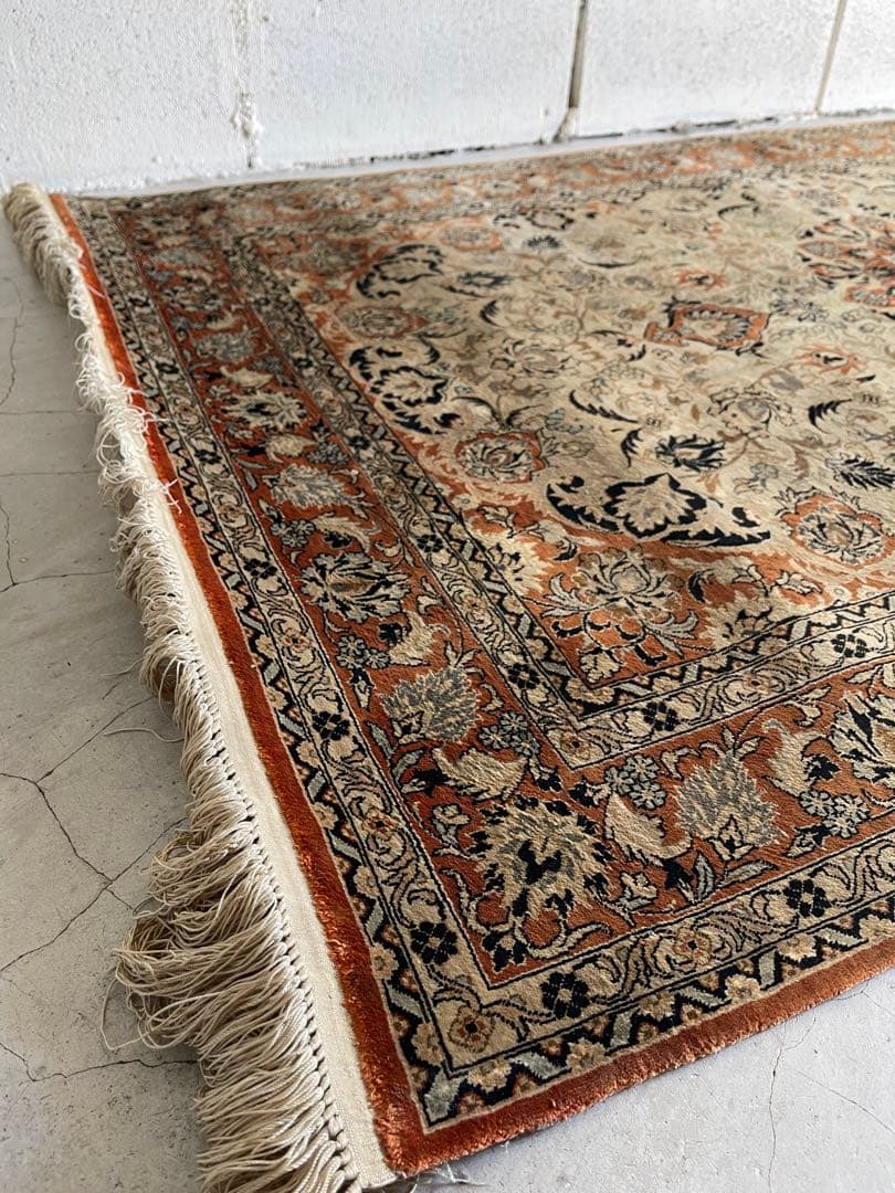 ペルシャ絨毯　シルク100% 94 × 153