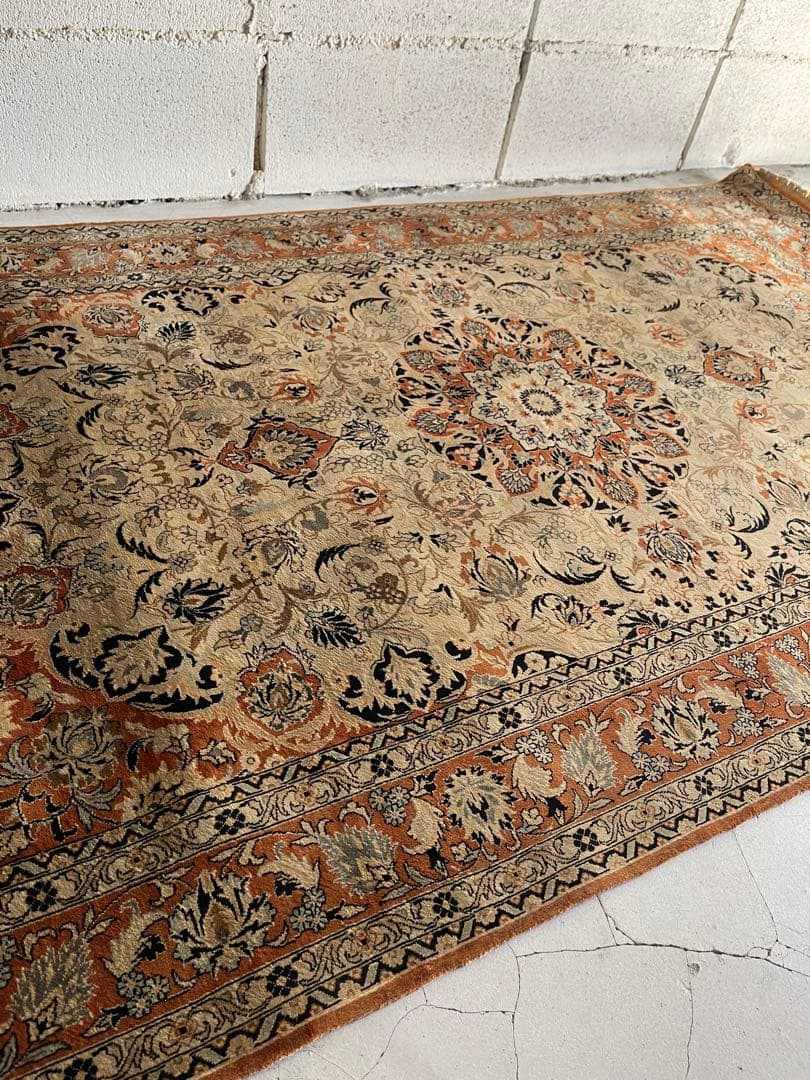 ペルシャ絨毯　シルク100% 94 × 153