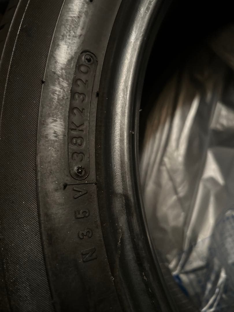 タイヤ・ホイール TOYO 235/50 18