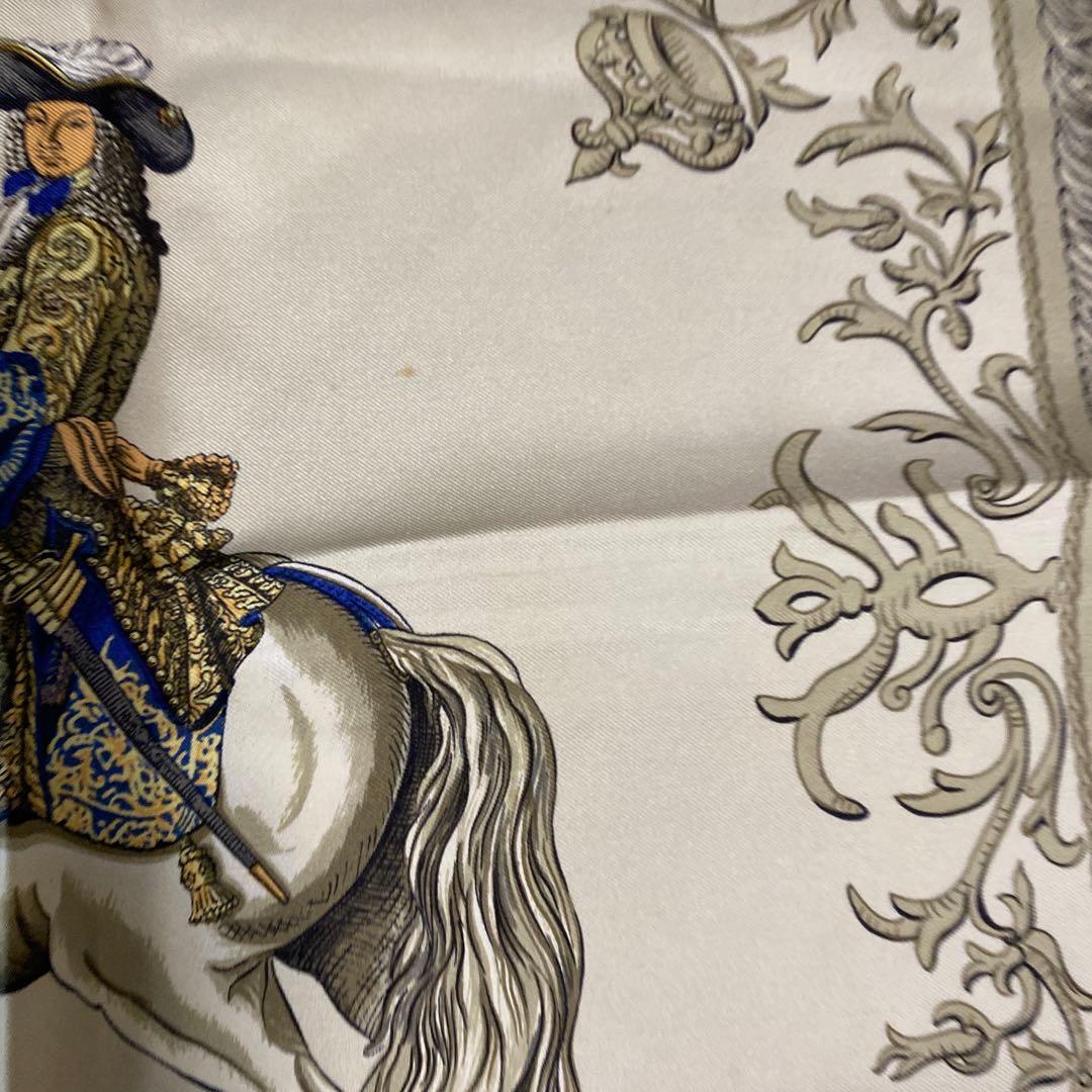 Hermès 騎士と馬 デザイン スカーフ