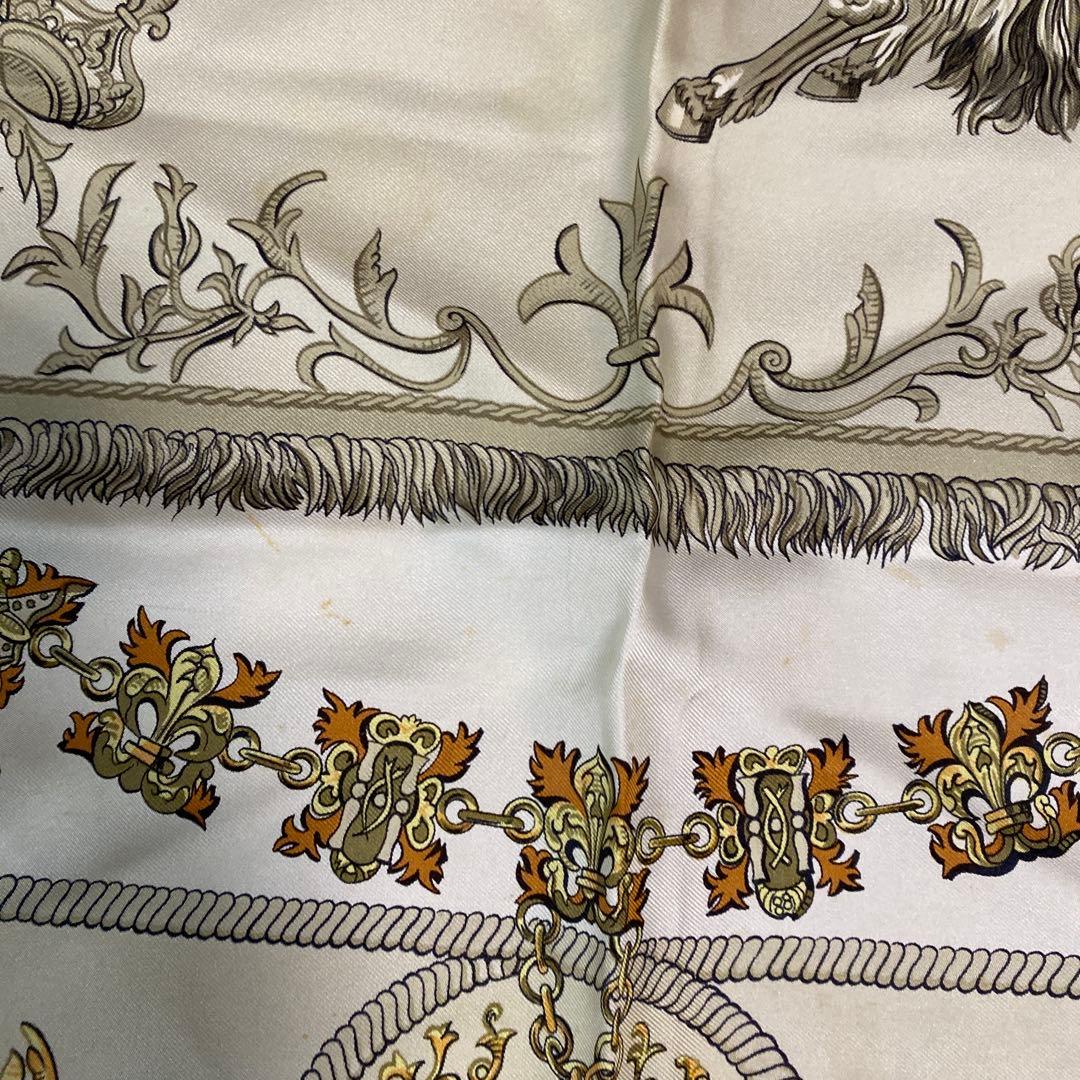 Hermès 騎士と馬 デザイン スカーフ