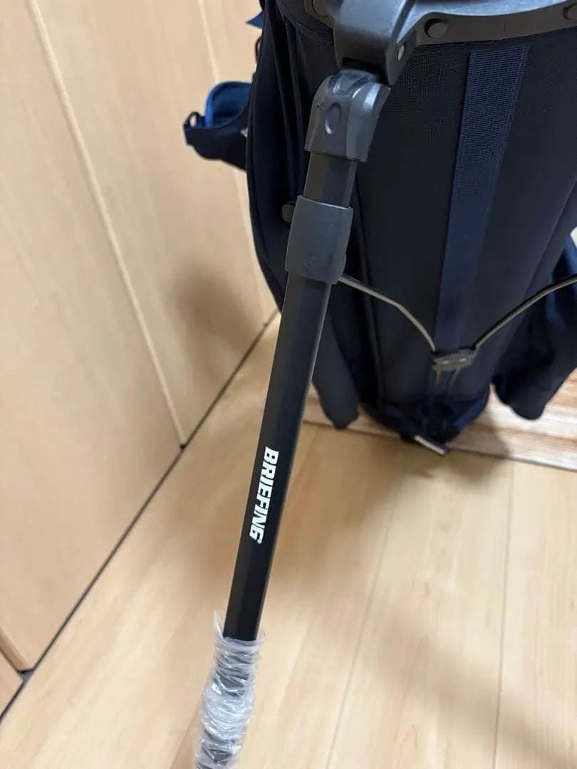 【美品】ブリーフィング CR-4 スタンド式 キャディバッグ ネイビー