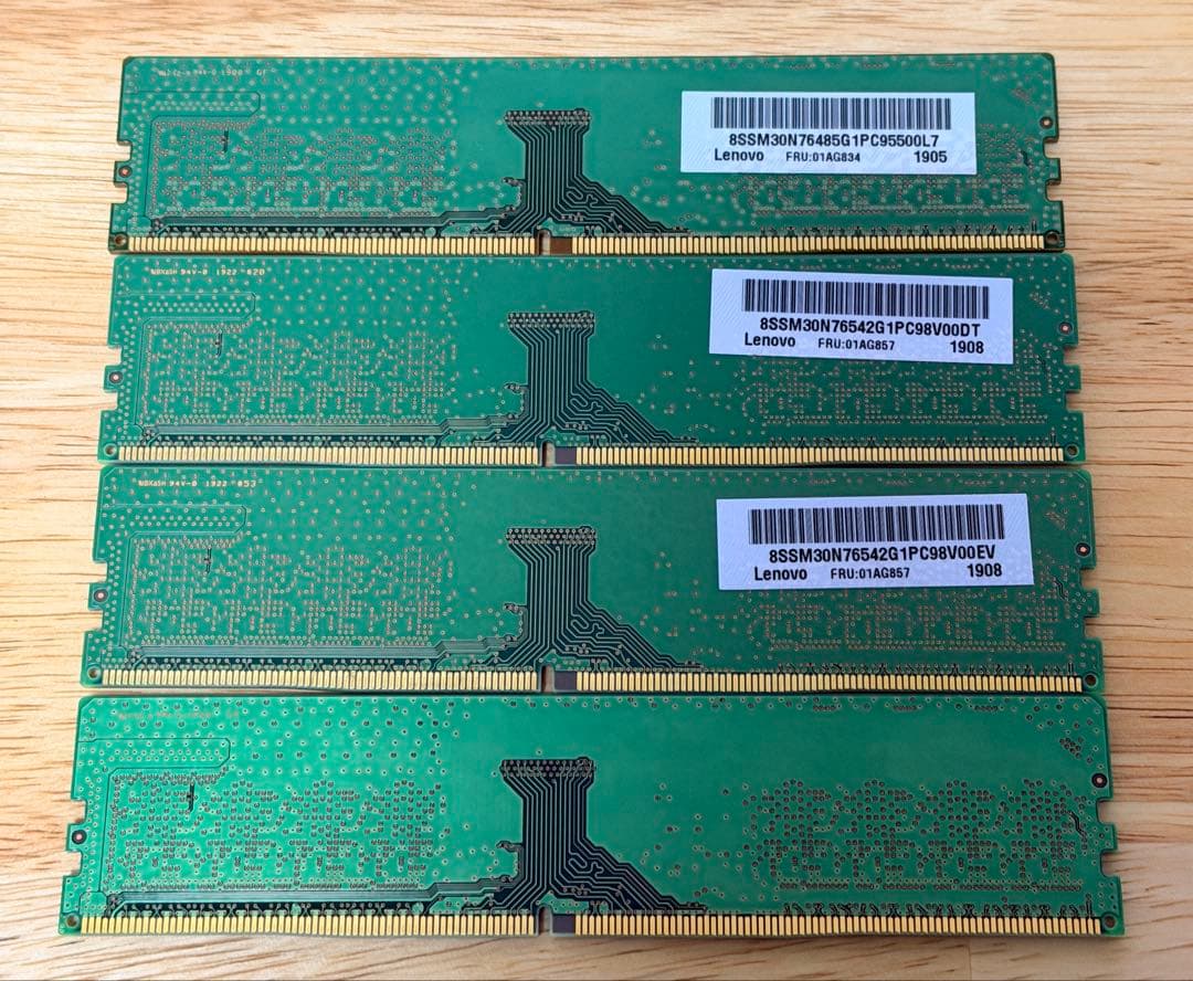 Samsung DDR4-2666V 8GB×4枚組 (計32GB)