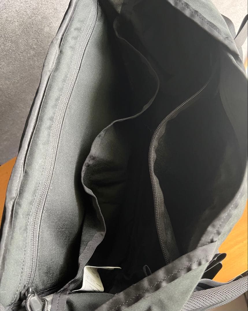 【入手困難】MYSTERY RANCH メッセンジャー　インベーダー　超美品