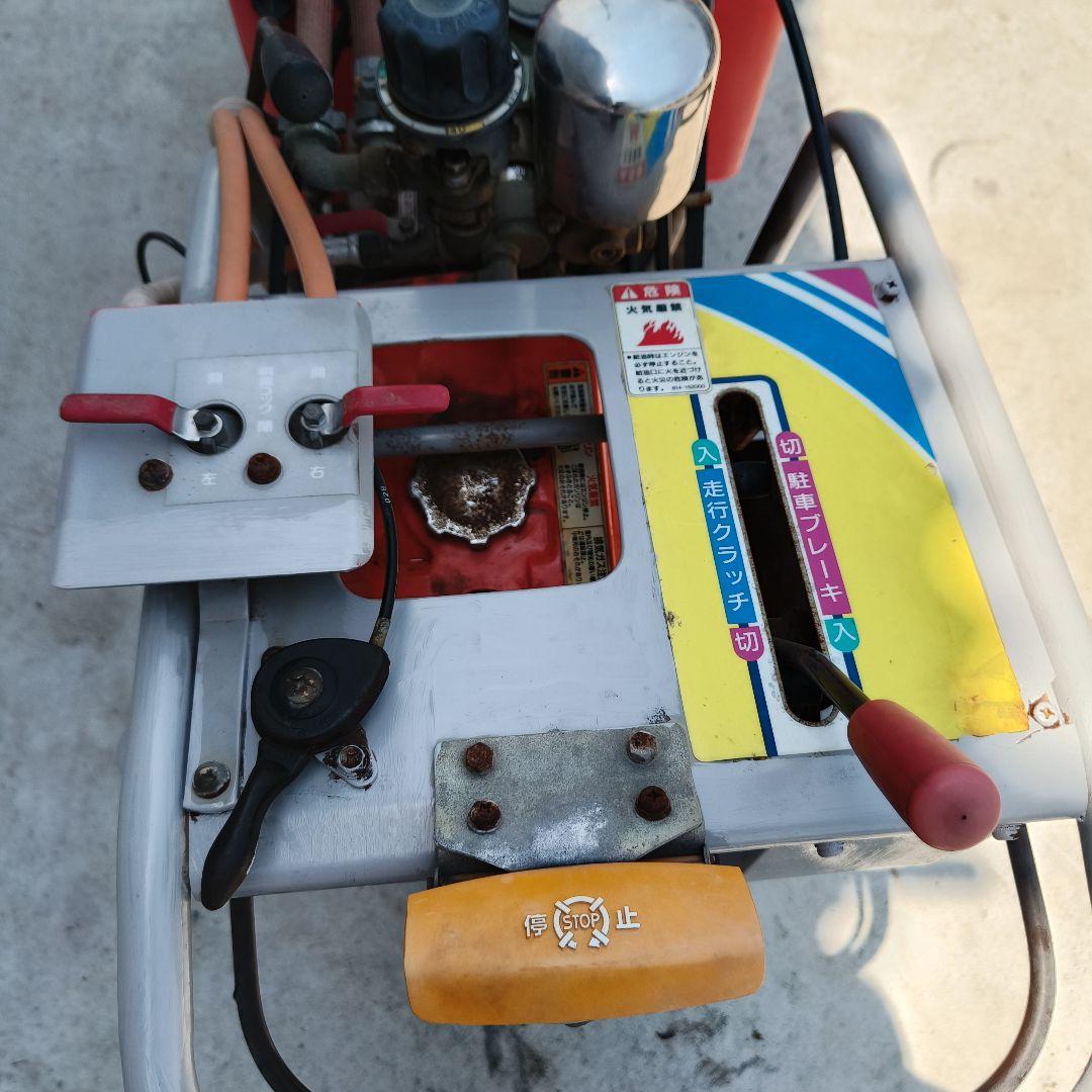 ブームスプレーヤー クローラー式 タンクロー 農機具 散布 噴霧 農園