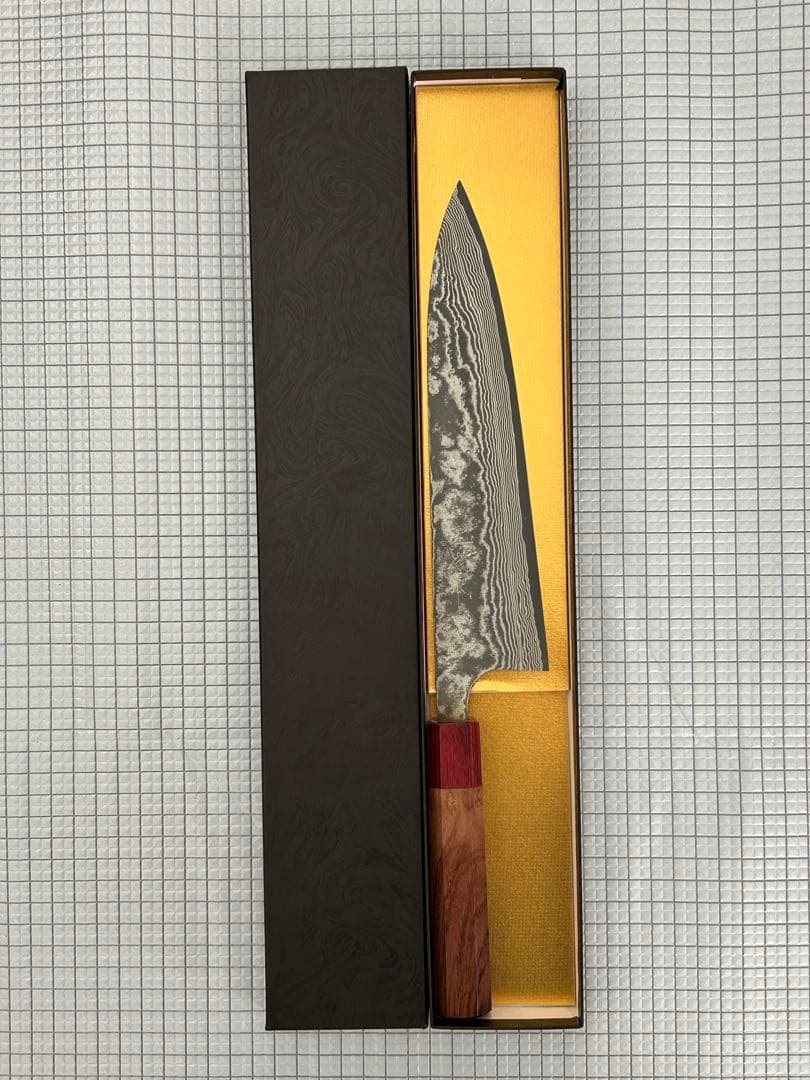 佐治作 VG10 ダマスカス鋼 牛刀 包丁 210mm 黒染め 寿檀八角柄