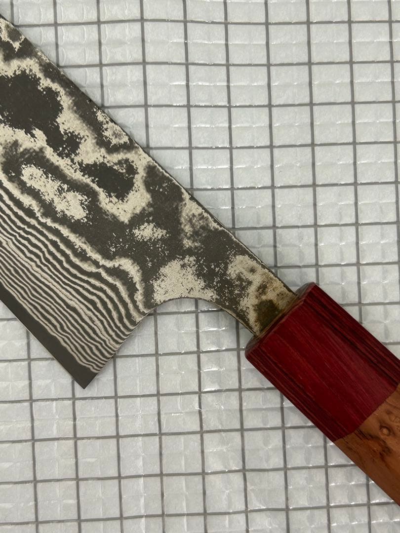 佐治作 VG10 ダマスカス鋼 牛刀 包丁 210mm 黒染め 寿檀八角柄