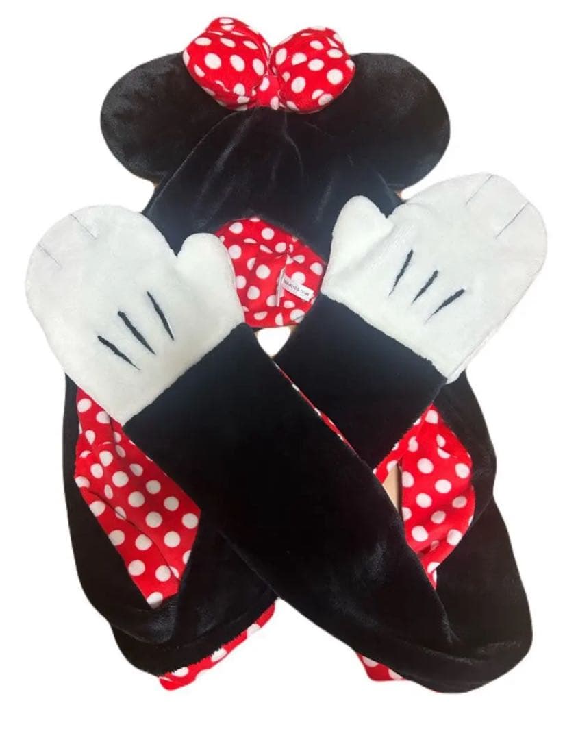 ディズニー　ミニーマフラーファンキャップ