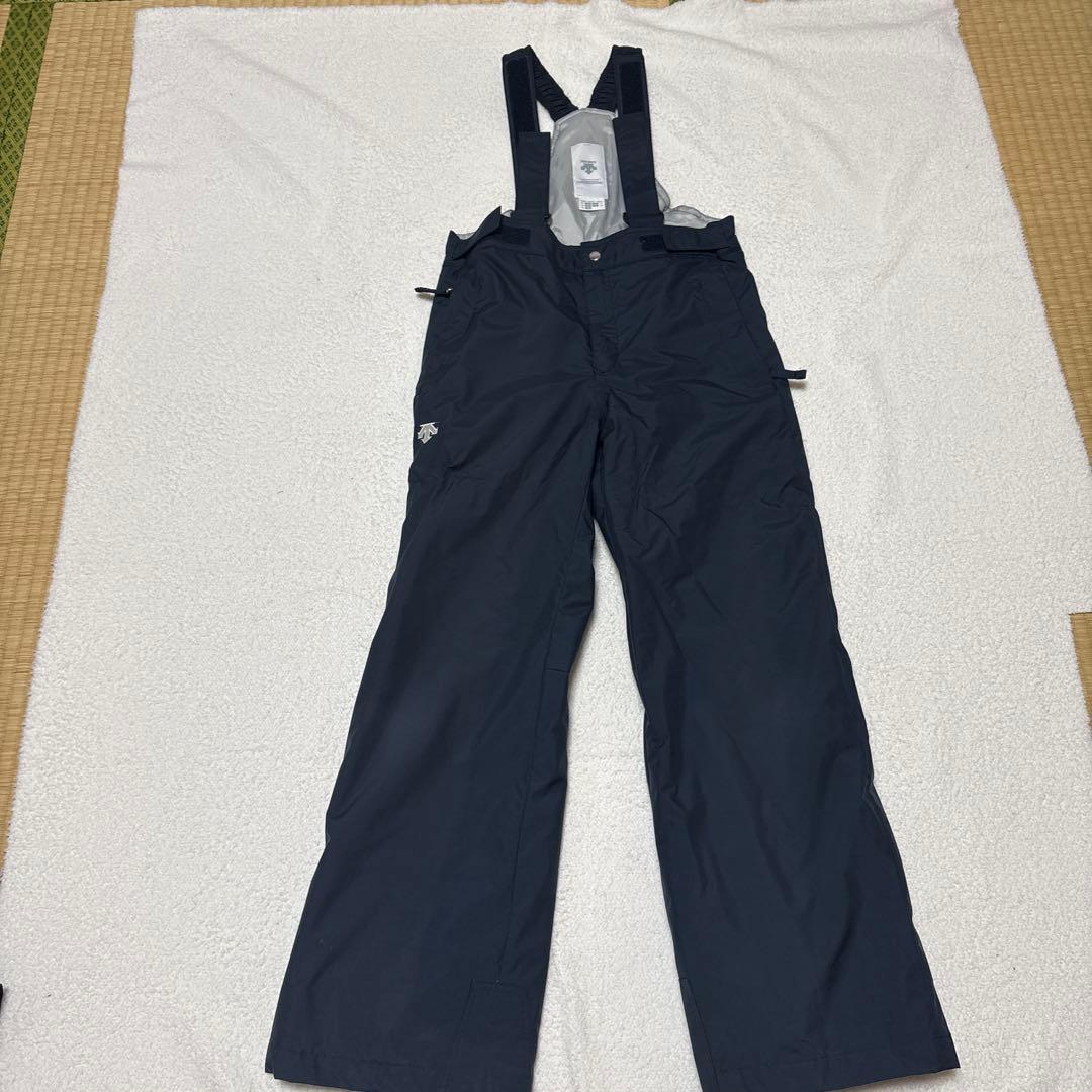 スノボウェア上下セット　140サイズ