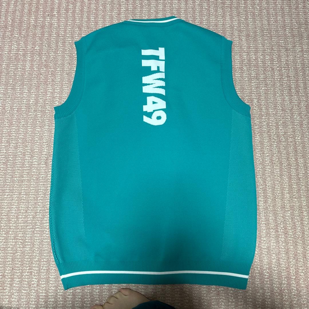 TFW49 ベスト　ゴルフウェア　オシャレ　大西翔太　Lサイズ　1回着用のみ