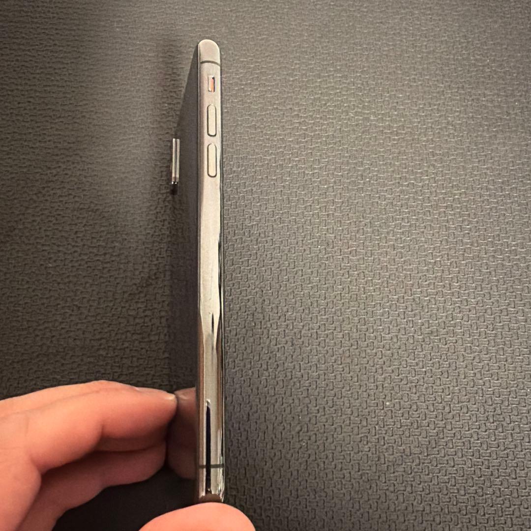 iPhone XS スペースグレイ 64GB 画面キレイ