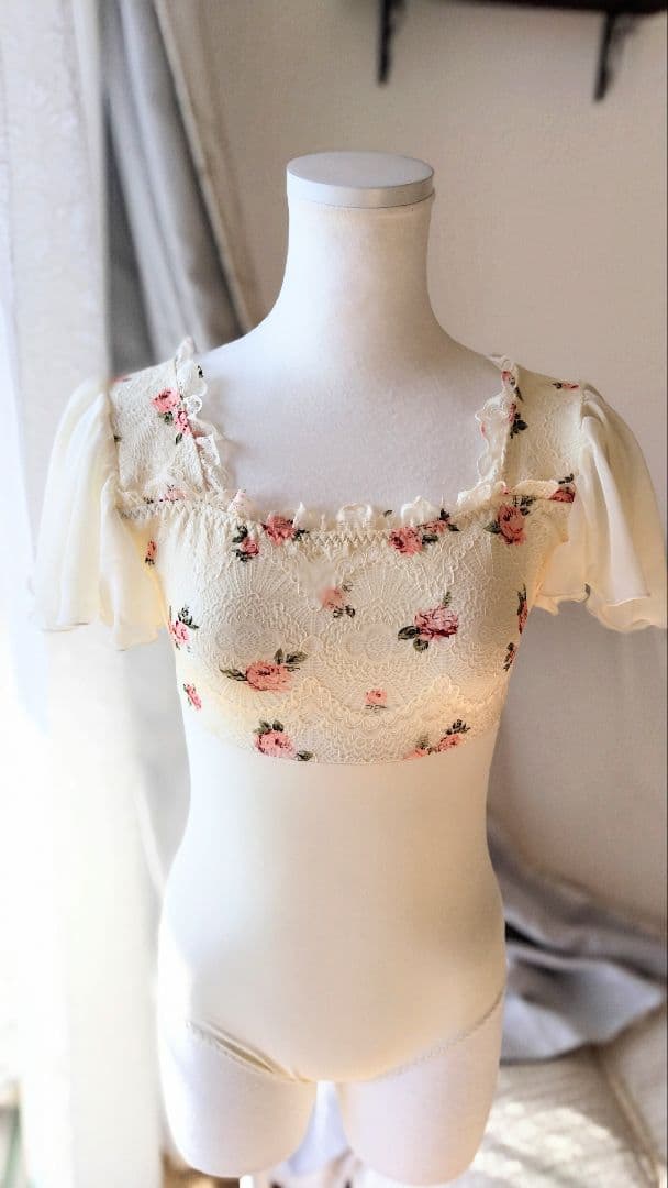 (再販)Ｓ～Ｍ／秘密の花園に咲く可憐なピンク薔薇が可愛いアイボリー娘役レオタード