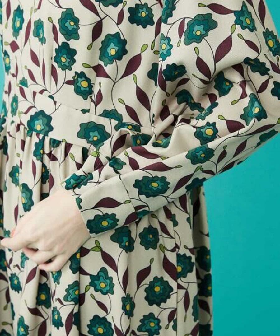 ホコモモラ＊一回着用のみ　花柄マキシ丈ワンピース