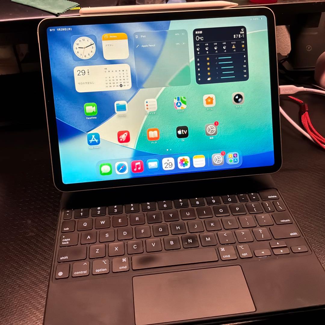 【極美品】iPad Pro 11インチ (第4世代) M2チップ搭載 付属品完備