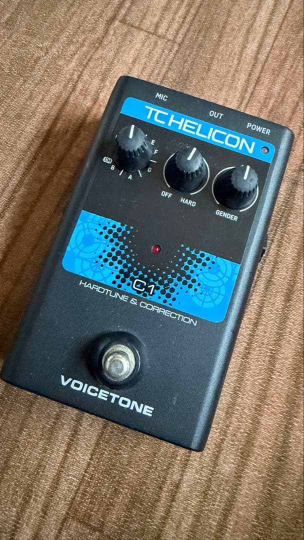 TC-HELICON VoiceTone C1 アダプター付属