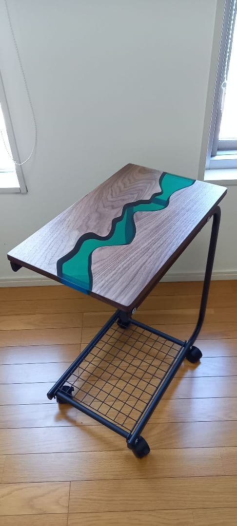 リバーテーブル　レジンテーブル　サイドテーブル　キッチンワゴン　キャスター付き