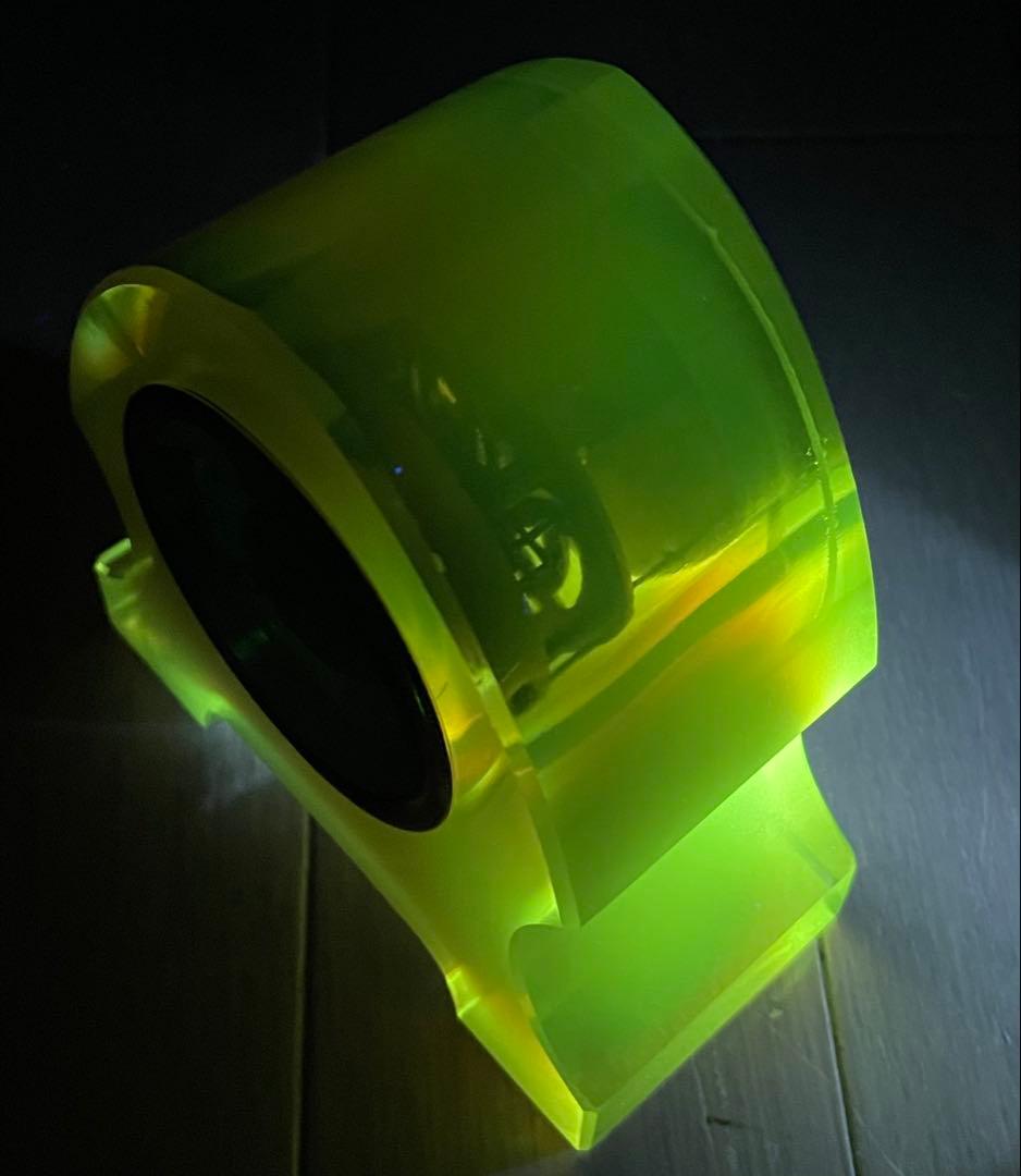 オパルセントガラス 置き時計 アンティーク　ウランガラス ジャンク扱い出品