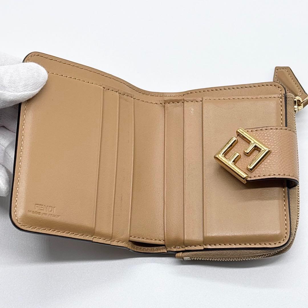 現行品✨ フェンディ 2つ折り財布 ダイヤモンド FF ラウンドファスナー