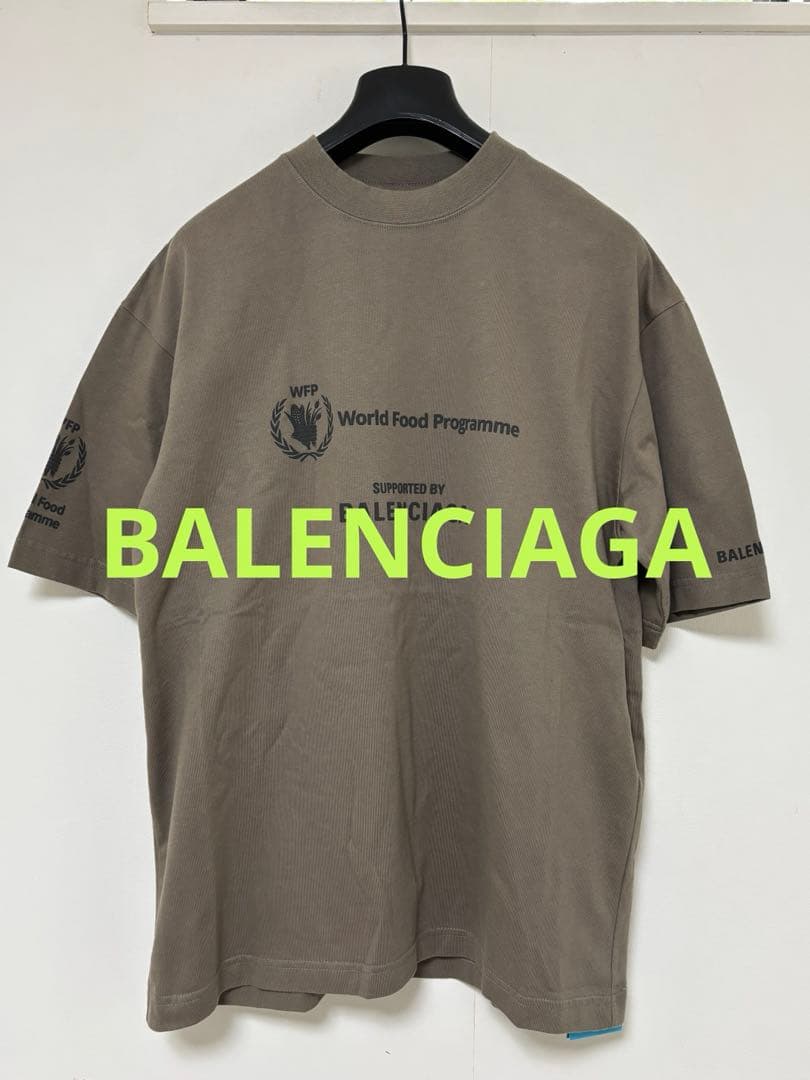 トップス BALENCIAGA WFP T WOLD FOOD PROGRAMME