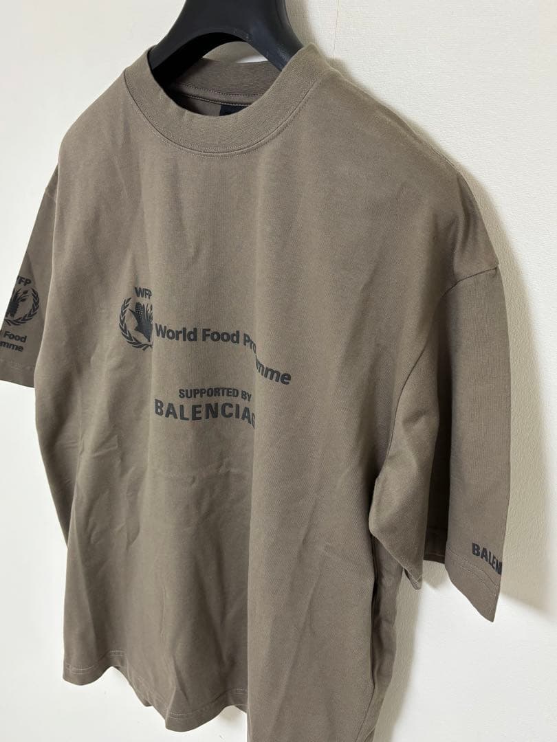 トップス BALENCIAGA WFP T WOLD FOOD PROGRAMME