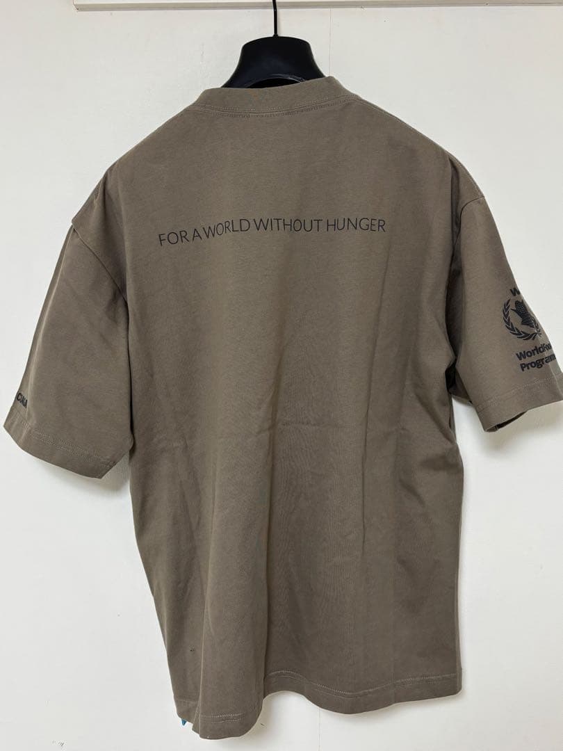 トップス BALENCIAGA WFP T WOLD FOOD PROGRAMME