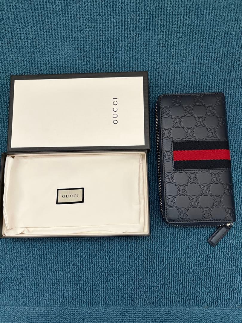 GUCCI 長財布　ネイビー