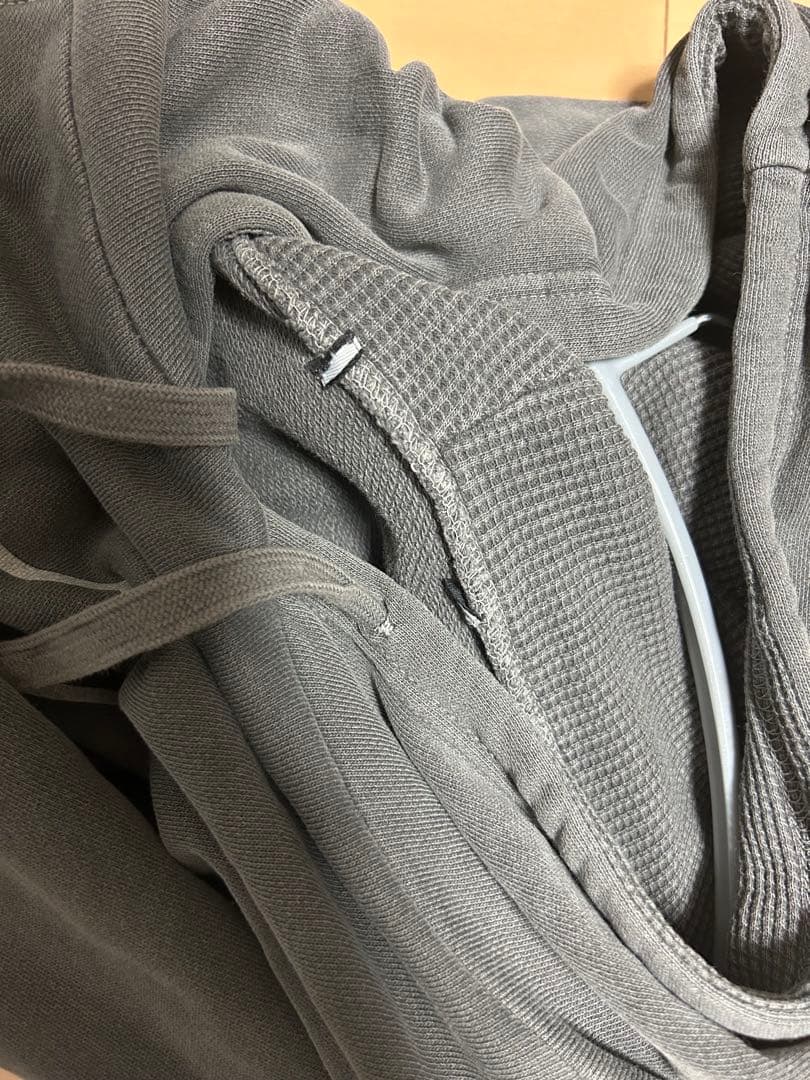 リナンバーナイン　エンブレム　パーカー　サイズ2