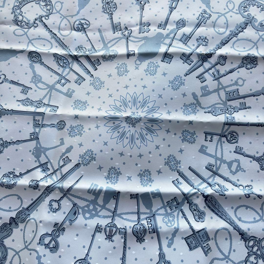 キ*プ様 【未使用保管品✨】HERMES シルク　バンダナ　プリュムティ　レ・ク