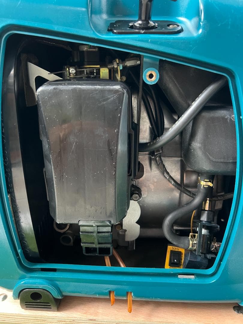 MAKITAマキタ インバーター発電機 G140IS★防音★発電良好★軽量 60