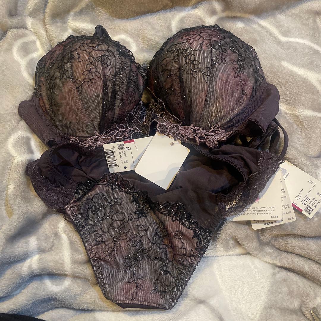 ワコール　パルファージュ　E70 ブラショーツセット