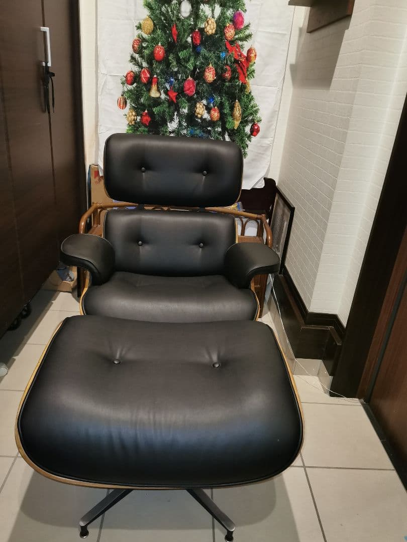 引取のみ　EAMES イームズ レプリカ　ラウンジチェア・オットマンセット