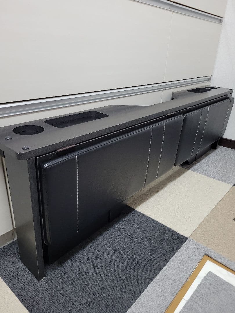 ハイエース200系 ❗セカンドテーブル+シート専用設計