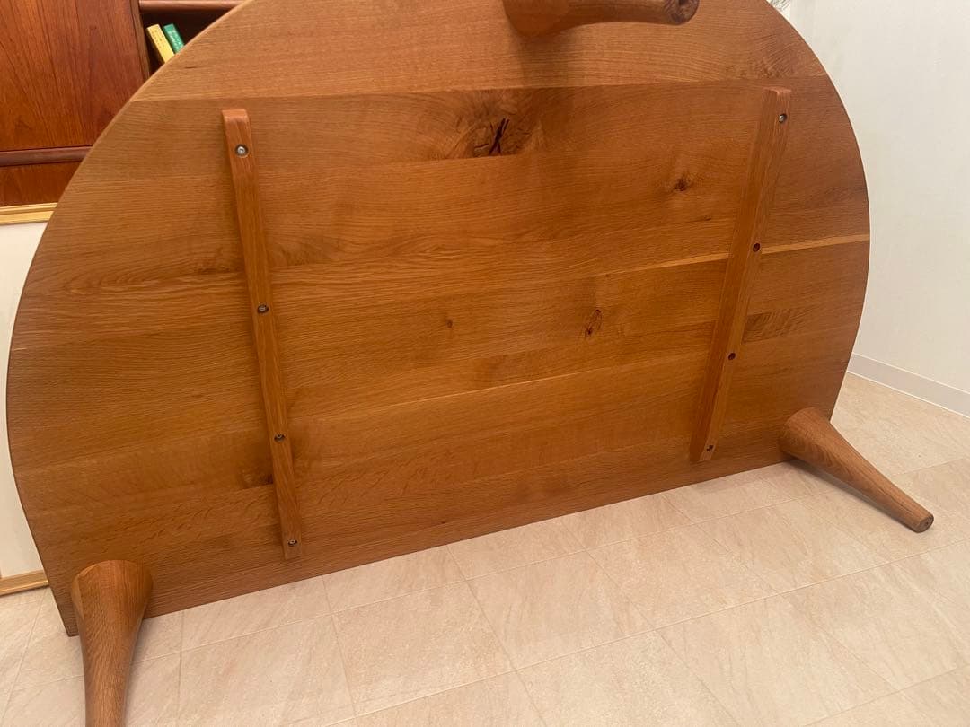 飛騨産業　森のことば　半円型テーブル