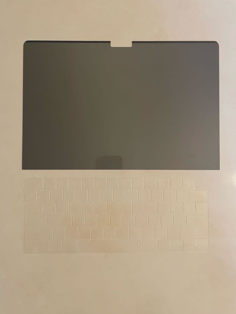 MacBook Air (2024,13インチ,M3,16GB/256GB)