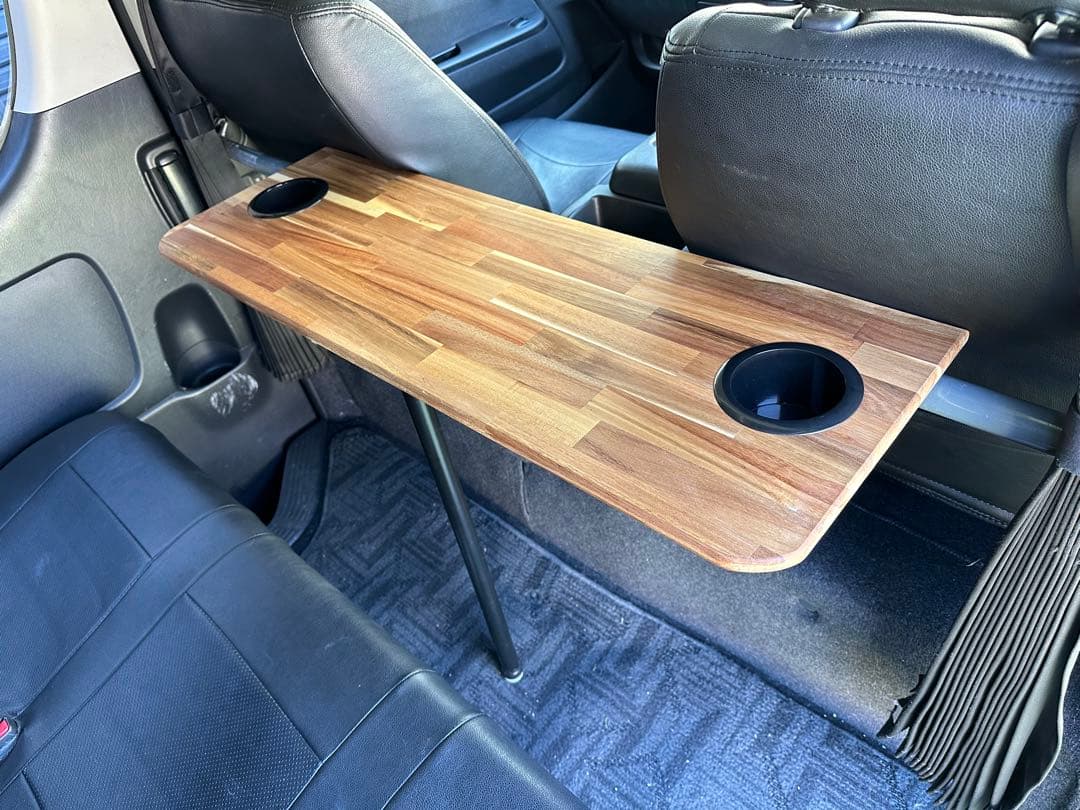 キャラバン　NV350 セカンドテーブル　机　ドリンクホルダー