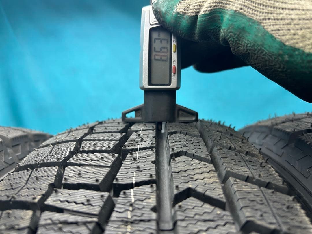 2019年製185/70R14バリ山！ツブ有り！中古スタッドレスタイヤ4本セット