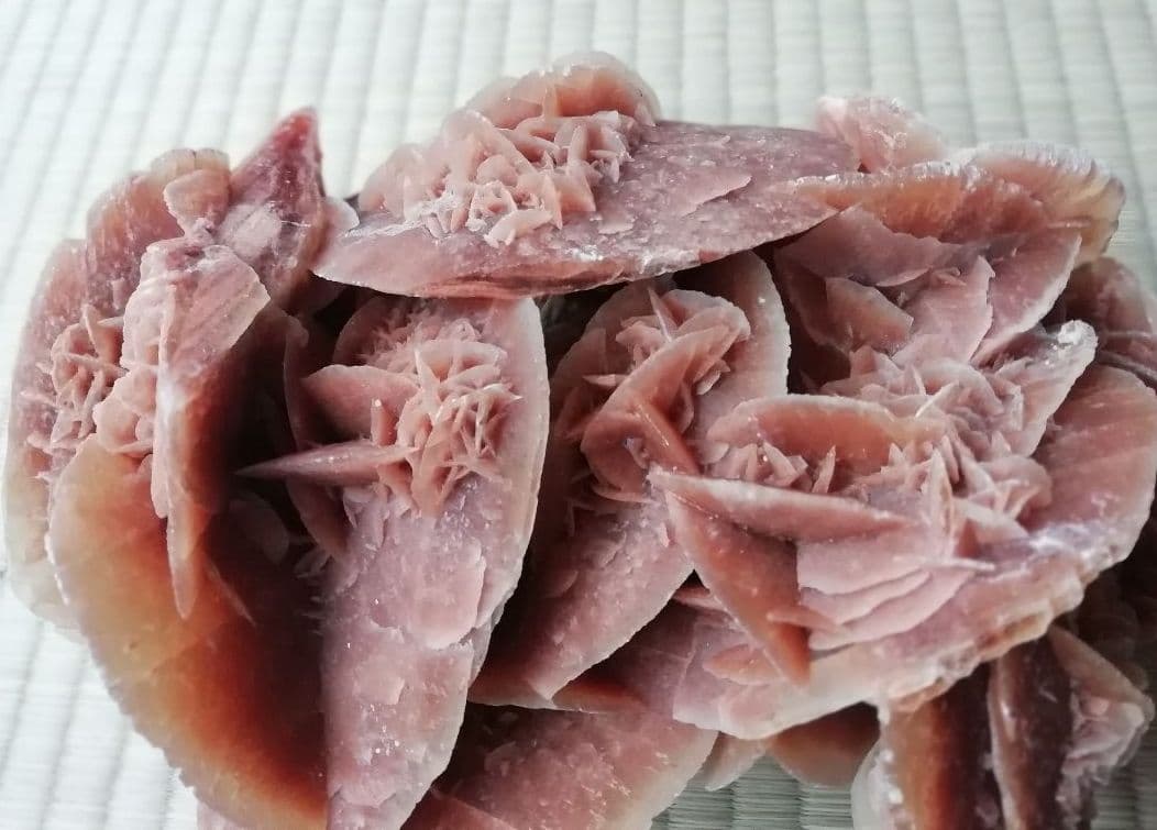 デザートローズ　砂漠の薔薇　オブジェ