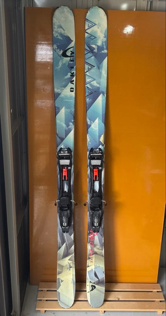 【moon】Armada TST 183 ツアービンディング　シール付き