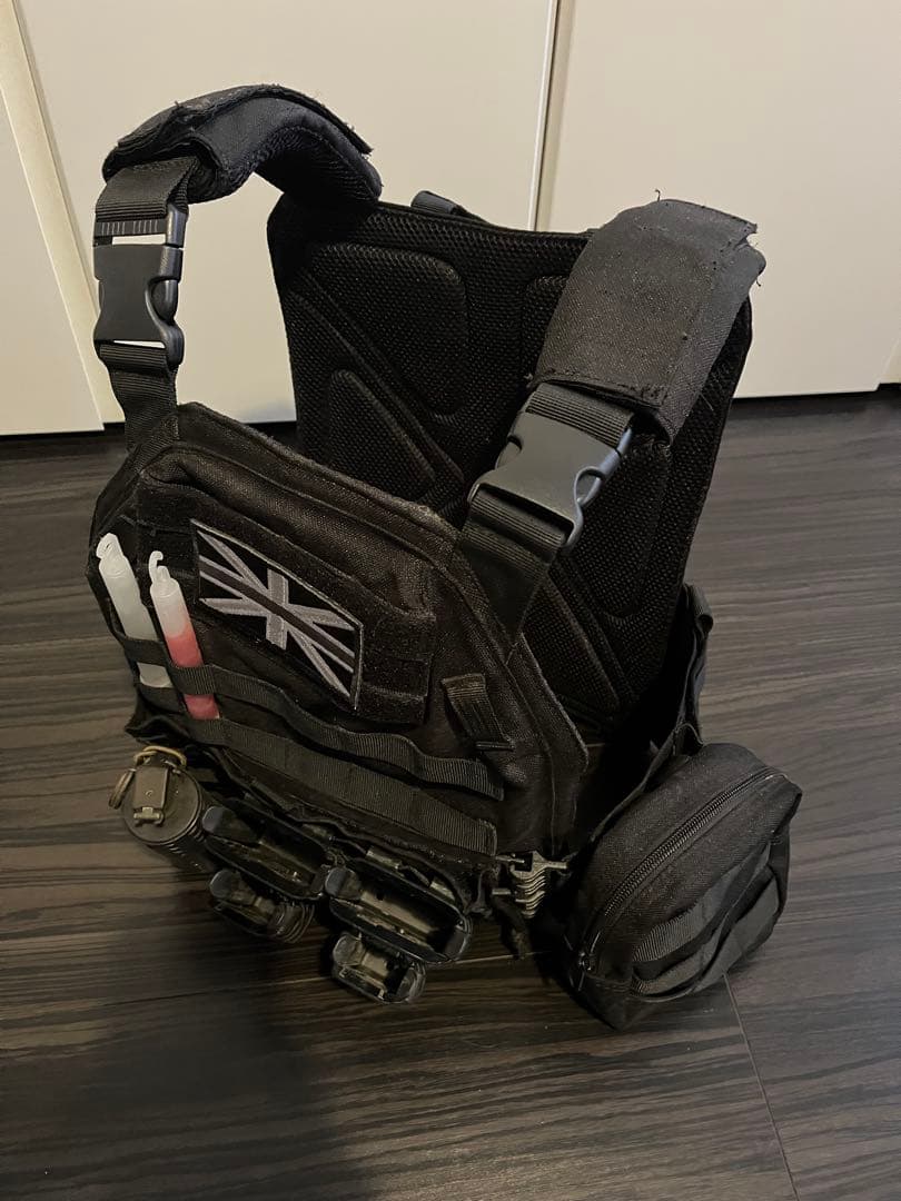 ブラック プレートキャリア　TAILOR JAPAN