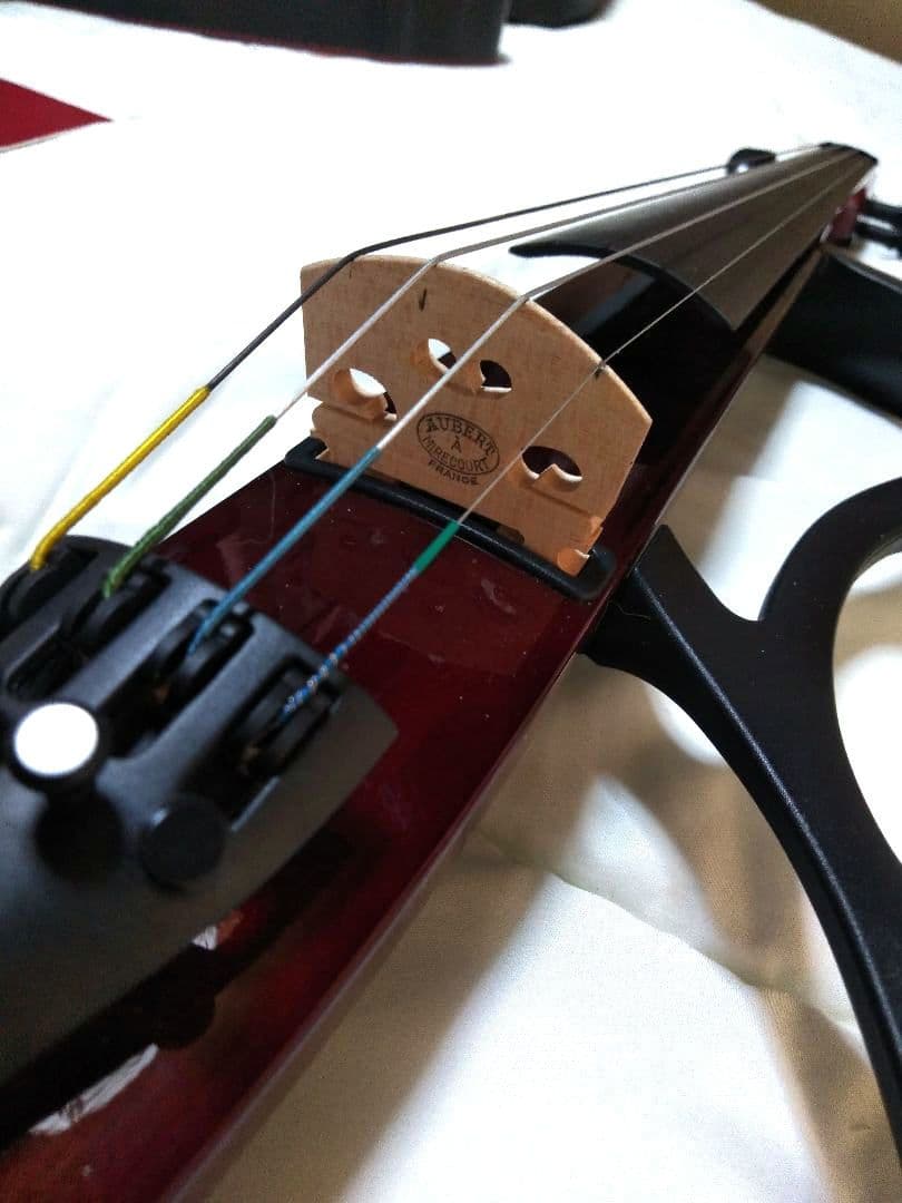 YAMAHA　サイレントバイオリン　　SV150S　肩当て　消音器etc